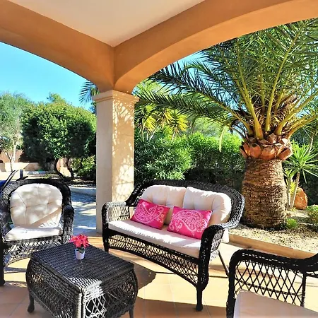 Casa Brisa- En Cala Llombards- Santany Nyaraló